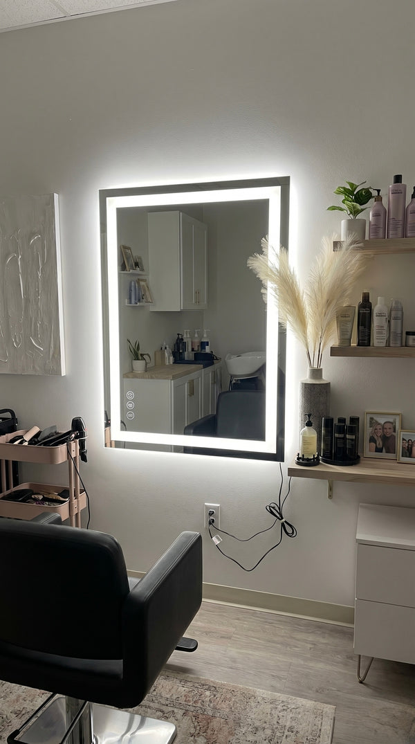 Vista 24×32" Salon Mirror — salon photo 4